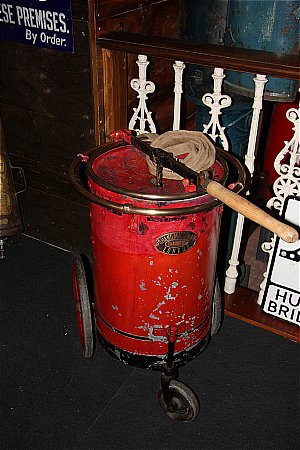 EARLY MOBILE FIRE PUMP - click to enlarge
